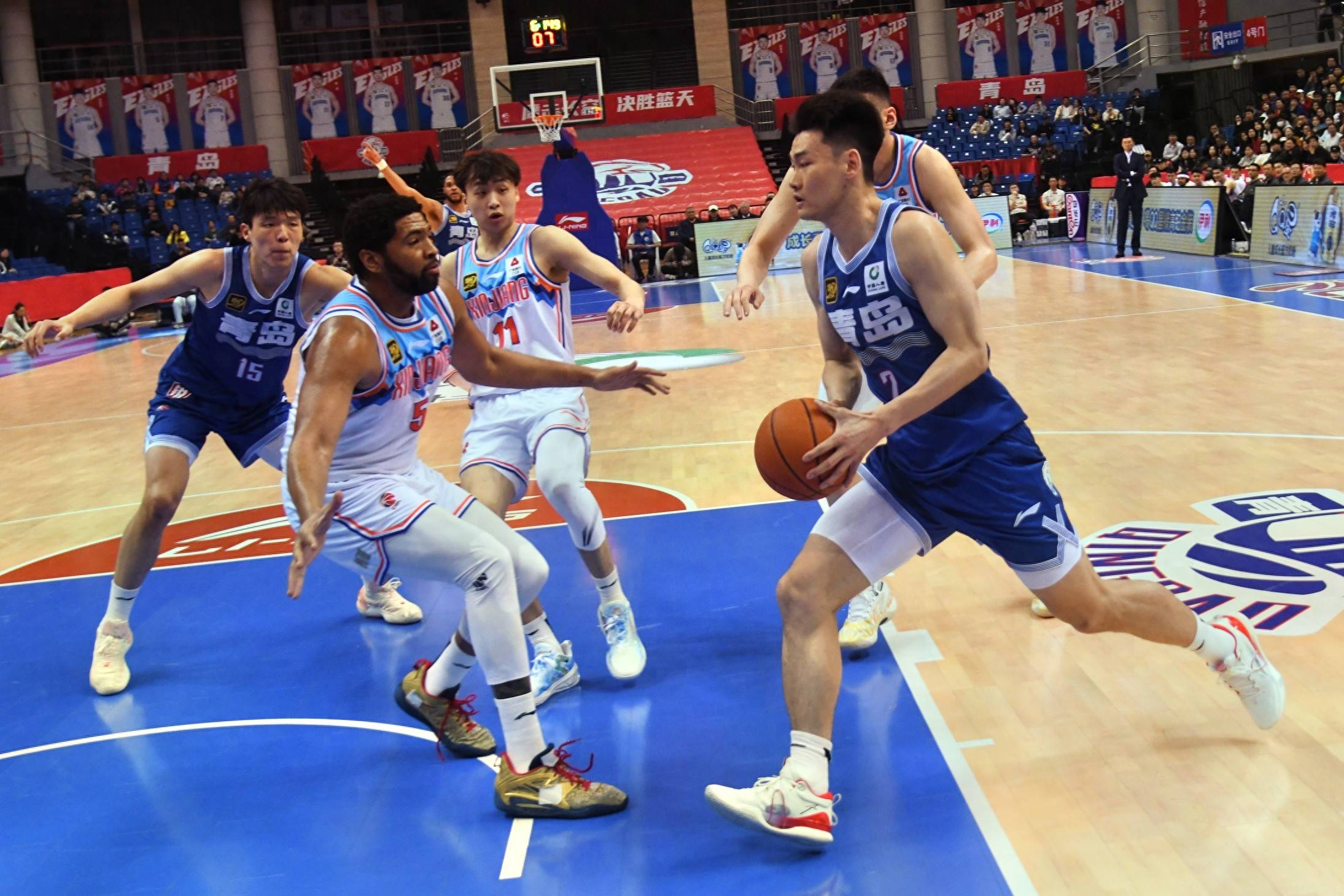 星空体育vip注册-吉林男篮力克青岛队，连胜势不可挡