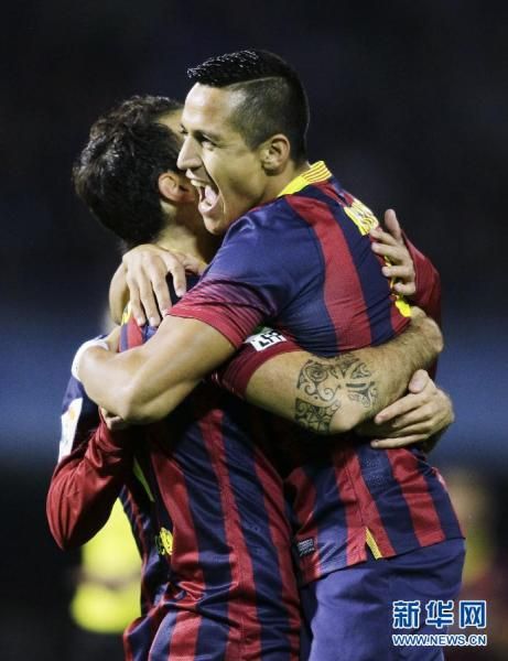 巴萨继续领跑,梅西传射助球队保持不败 巴萨继续领跑,梅西传射助球队保持不败