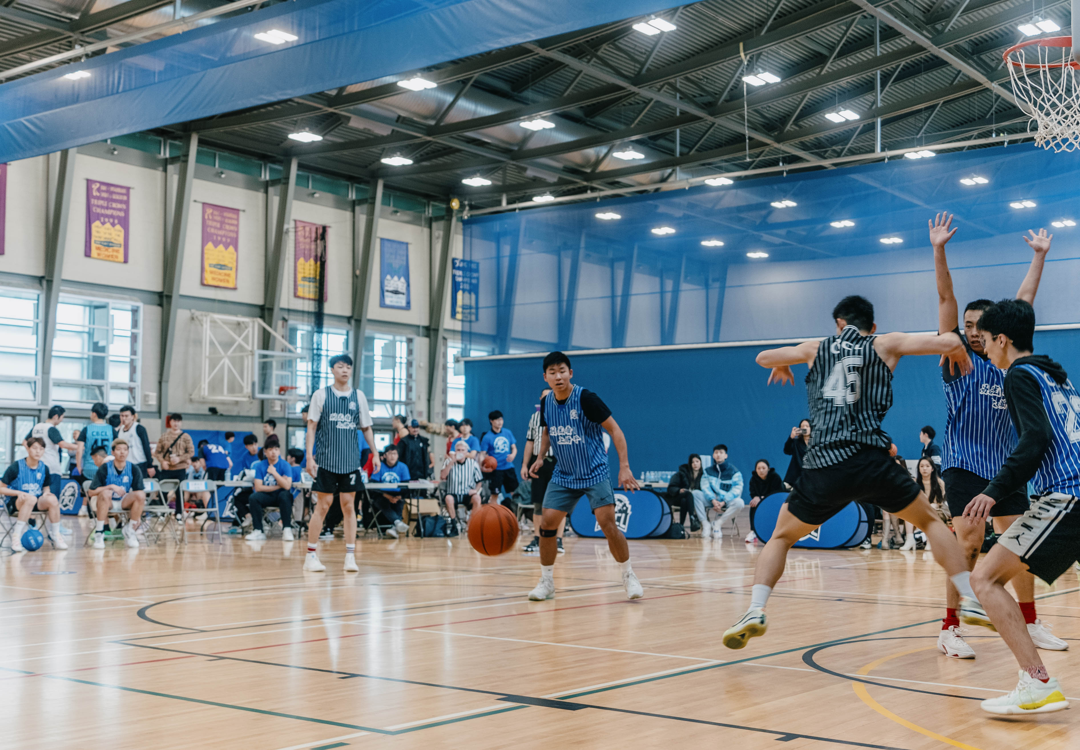 大学生篮球联赛收官,北大队遗憾告负 大学生篮球联赛收官,北大队遗憾告负