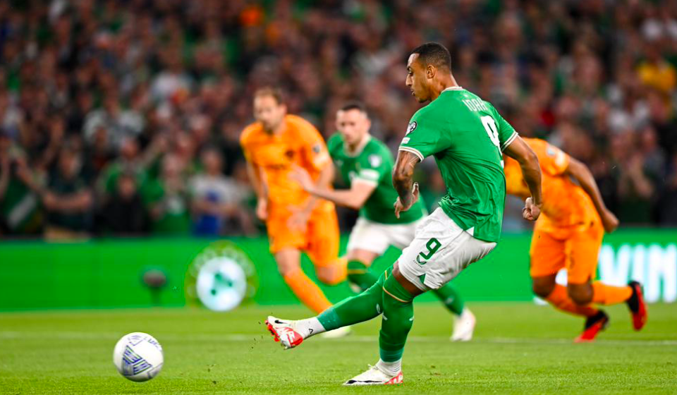 关于捷克征服荷兰，欧预赛奇迹连连的信息