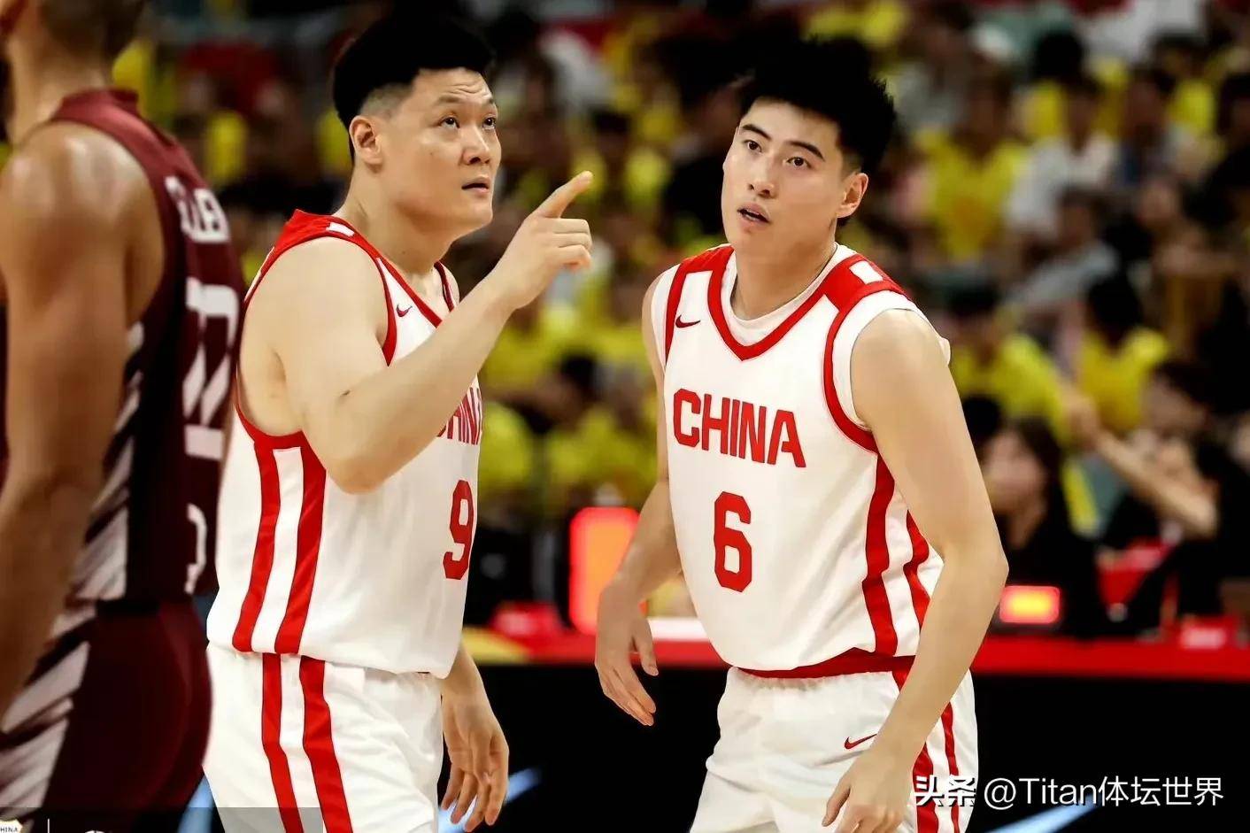 湖北男篮勇夺四连胜,队员互相信任 湖北男篮勇夺四连胜,队员互相信任