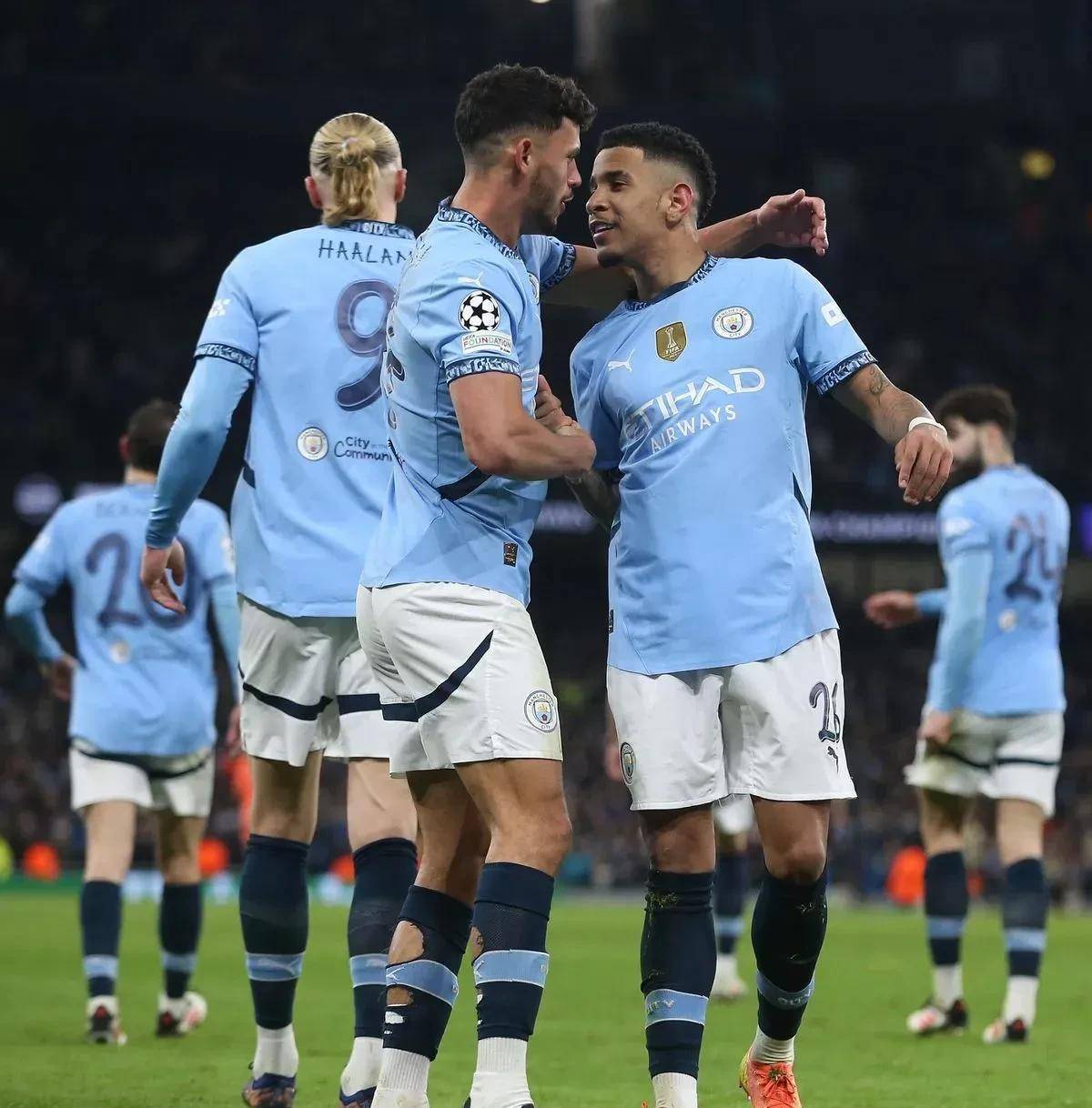 星空体育官网-关于曼城轻松过关，晋级欧冠十六强的信息