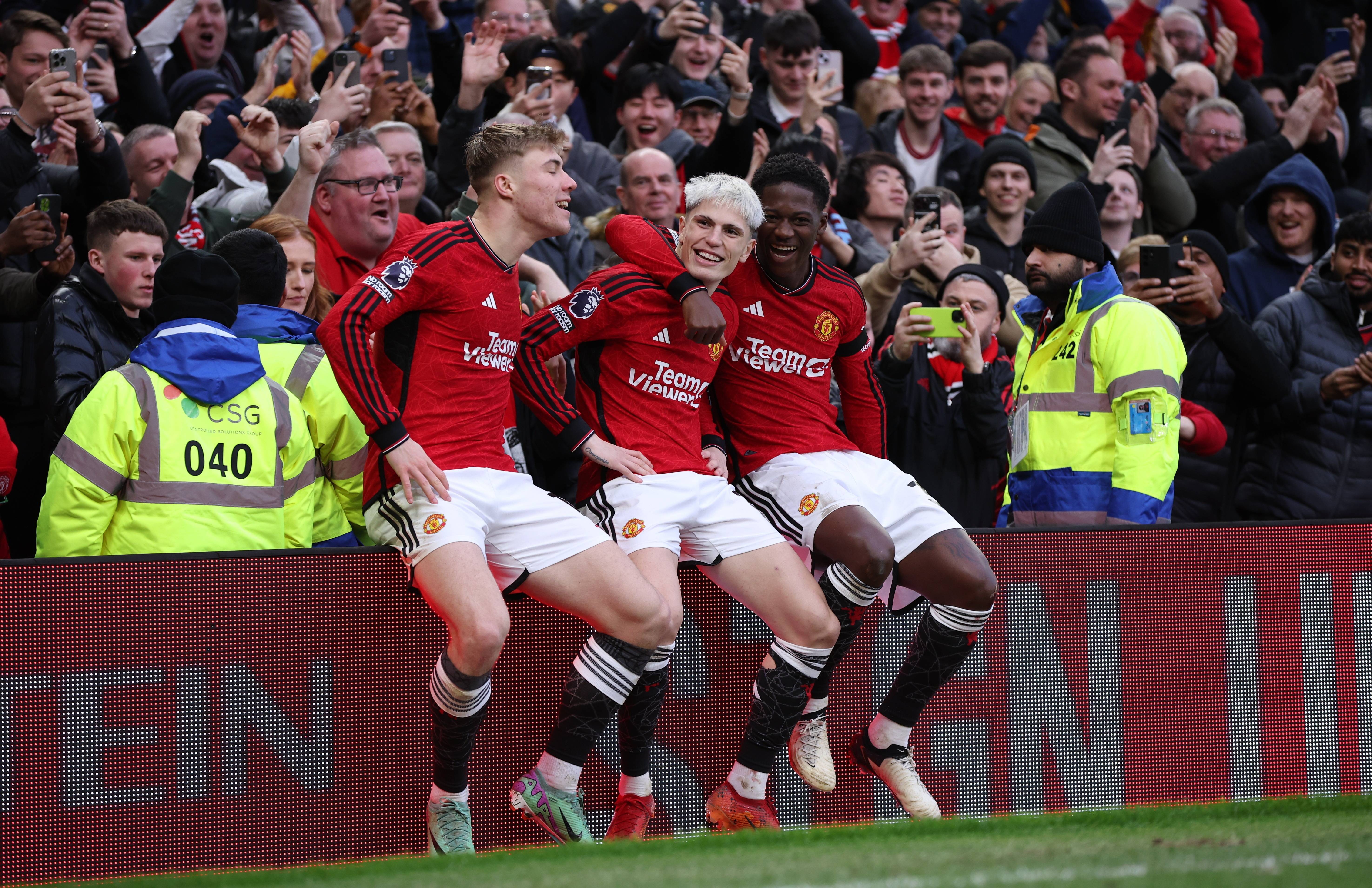 曼联大胜对手,连续主场取得胜利 曼联大胜对手,连续主场取得胜利