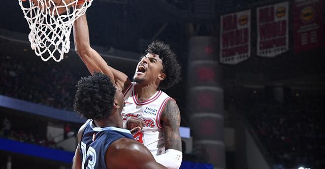 猛龙主场大胜灰熊,取得连胜 猛龙主场大胜灰熊,取得连胜