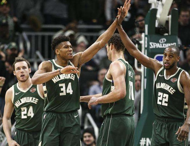 星空体育课程-包含雄鹿连胜黄蜂，势如破竹的词条