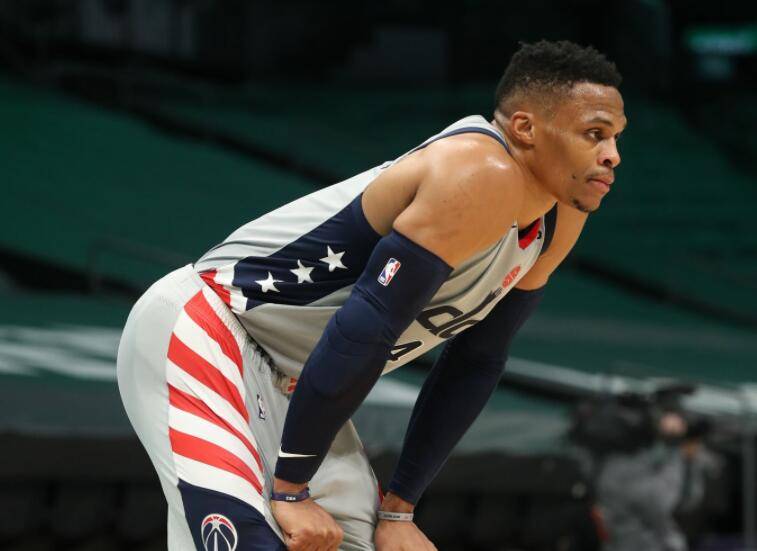 比尔韦斯通回暖,主帅混合拍受认可 比尔韦斯通回暖,主帅混合拍受认可