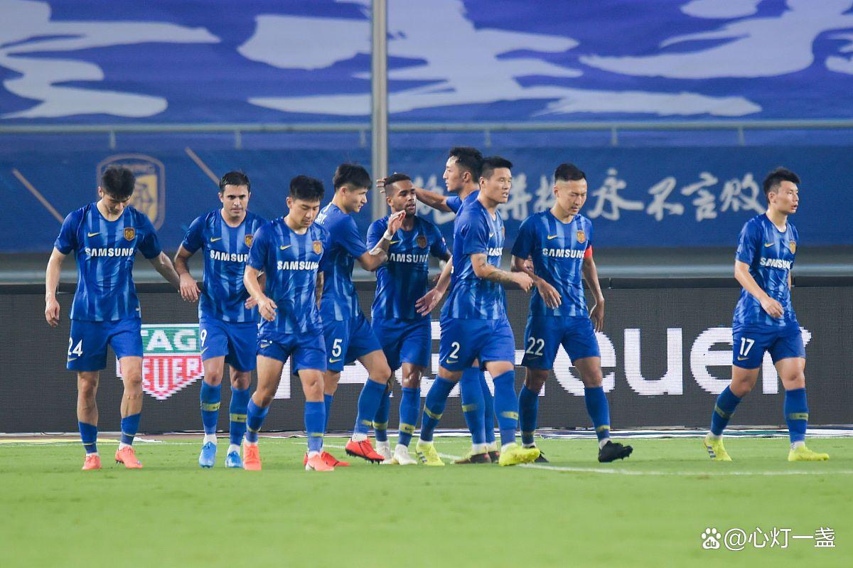 上海申花将士不敌河北队，遭遇连败