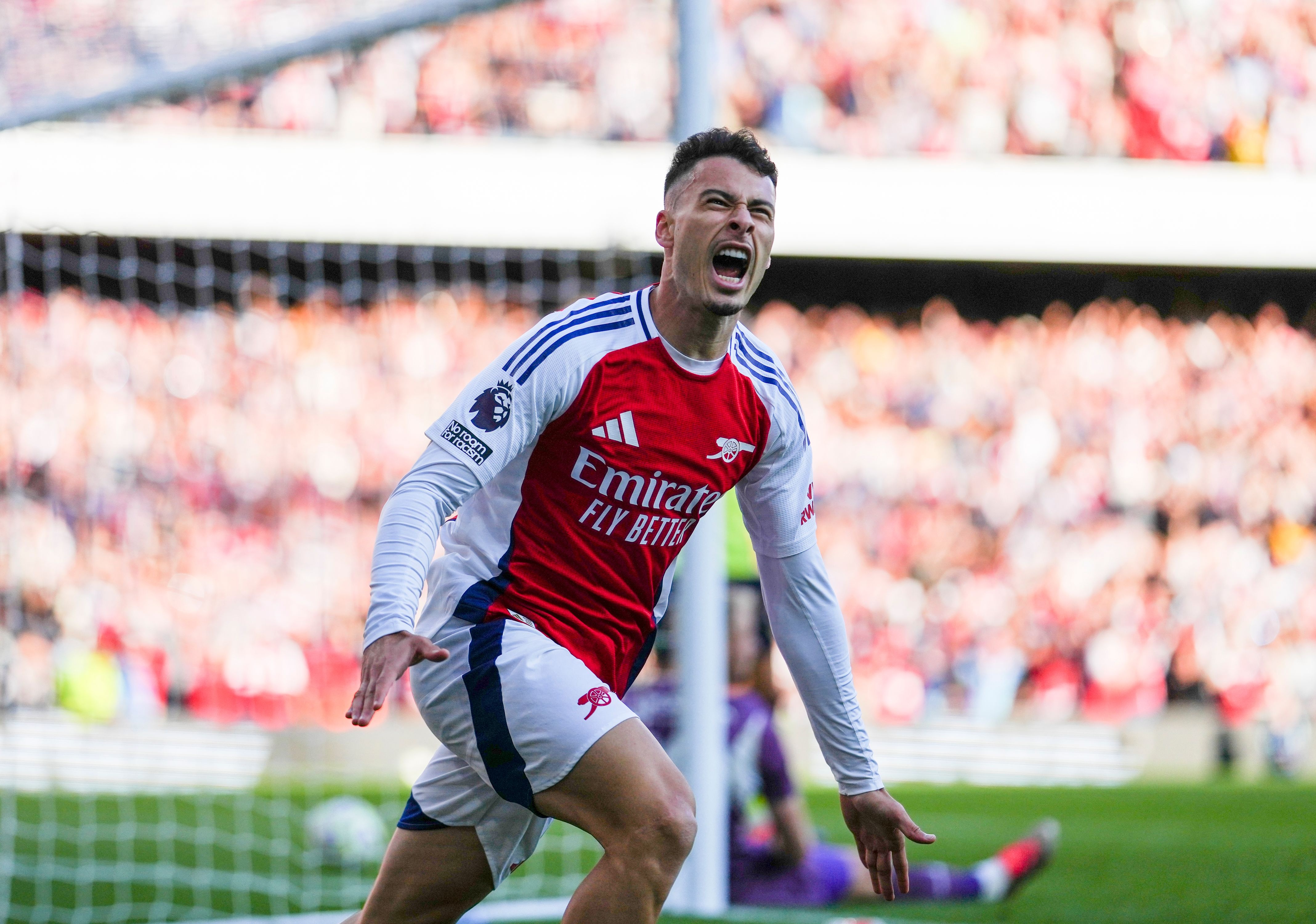 星空体育在线-热刺客场惨败，艰难追赶积分榜上的领先者的简单介绍