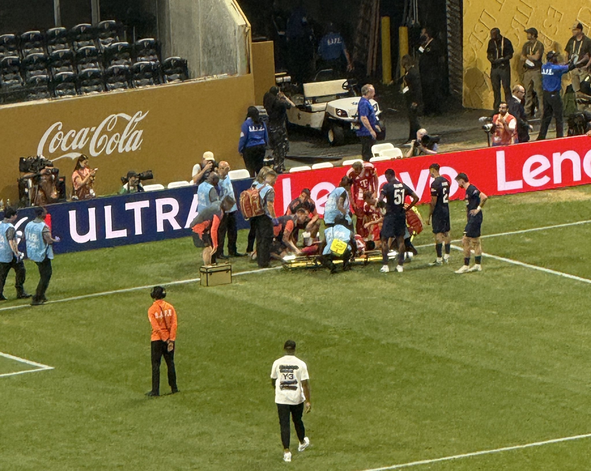 西班牙人主场失败，遭遇失利