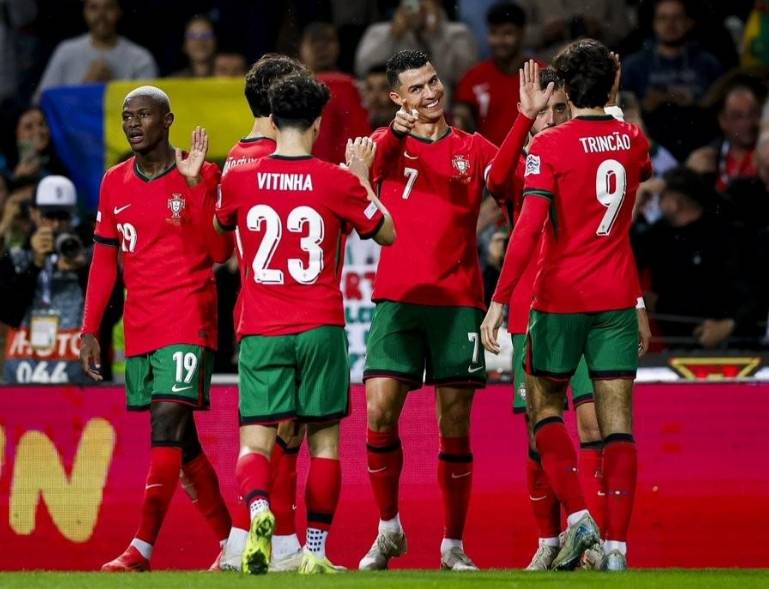 包含荷兰队冲击欧国联挑战赛四分之一决赛的词条 包含荷兰队冲击欧国联挑战赛四分之一决赛的词条